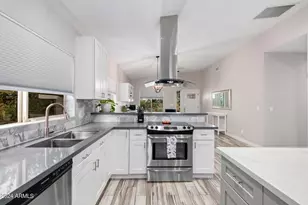 2647 E Contention Mine Rd, Phoenix, AZ 85032 - Photo 16