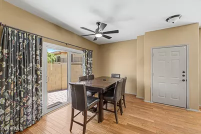 10247 N 12th Place #2, Phoenix, AZ 85020 - Photo 6