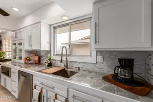 13047 W Limewood Dr, Sun City West, AZ 85375 - Photo 18