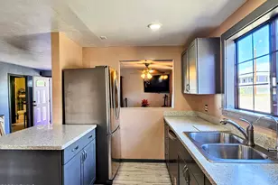 114 B St, Bisbee, AZ 85603 - Photo 10