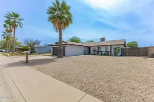 815 W Villa Maria Dr, Phoenix, AZ 85023 - Photo 34