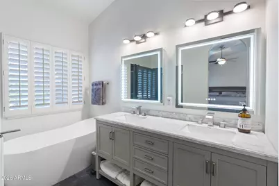 2502 E Glenhaven Drive, Phoenix, AZ 85048 - Photo 18