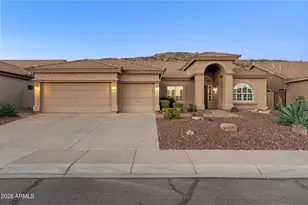 2502 E Glenhaven Dr, Phoenix, AZ 85048 - Photo 2
