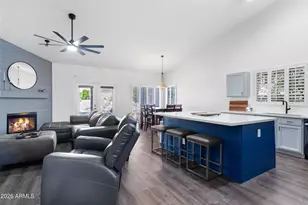 2502 E Glenhaven Dr, Phoenix, AZ 85048 - Photo 6