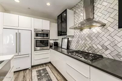 7636 E Catalina Drive, Scottsdale, AZ 85251 - Photo 14