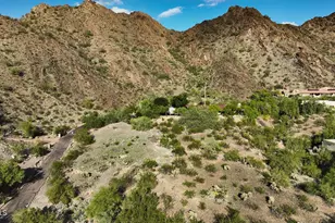 1836 E Cinnabar Ave, Phoenix, AZ 85020 - Photo 1