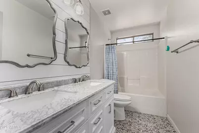 8308 W Berridge Lane, Glendale, AZ 85305 - Photo 12