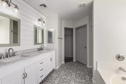 8308 W Berridge Lane, Glendale, AZ 85305 - Photo 8