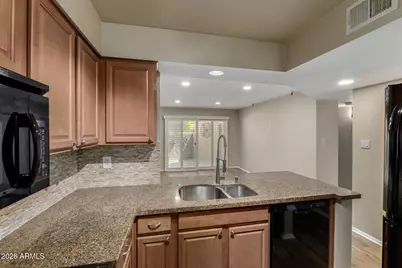 7474 E Earll Drive #112, Scottsdale, AZ 85251 - Photo 8