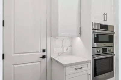 1 Easy Street #Unit 19, Carefree, AZ 85377 - Photo 26