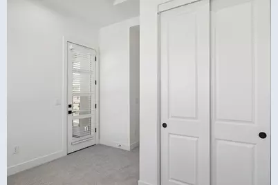 1 Easy Street #Unit 19, Carefree, AZ 85377 - Photo 6