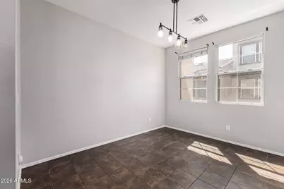 2026 N 78th Glen, Phoenix, AZ 85035 - Photo 10