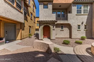 2026 N 78th Glen, Phoenix, AZ 85035 - Photo 2