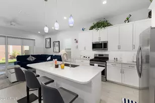 10240 W Lone Cactus Dr, Peoria, AZ 85382 - Photo 14