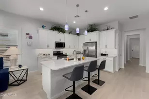 10240 W Lone Cactus Dr, Peoria, AZ 85382 - Photo 4