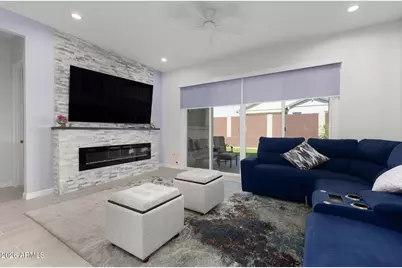 10240 W Lone Cactus Drive, Peoria, AZ 85382 - Photo 12