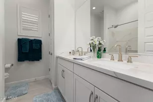 10240 W Lone Cactus Dr, Peoria, AZ 85382 - Photo 28