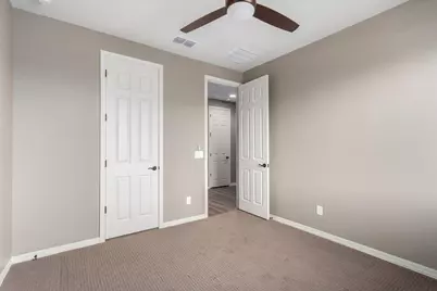 27025 N 69th Lane, Peoria, AZ 85383 - Photo 18