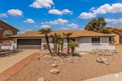 706 W Sterling Place, Chandler, AZ 85225 - Photo 1