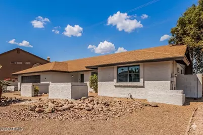 706 W Sterling Place, Chandler, AZ 85225 - Photo 2