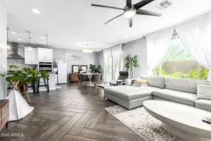 3557 E Tina Dr, Phoenix, AZ 85050 - Photo 6