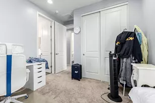 3557 E Tina Dr, Phoenix, AZ 85050 - Photo 24