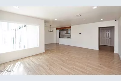 2002 W Turney Avenue, Phoenix, AZ 85015 - Photo 8