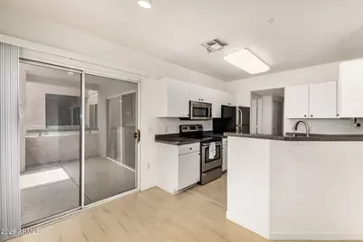 1295 N Ash Street #828, Gilbert, AZ 85233 - Photo 2