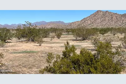 0070 W Western Meadows Lane #7,17,19,21, Maricopa, AZ 85139 - Photo 1