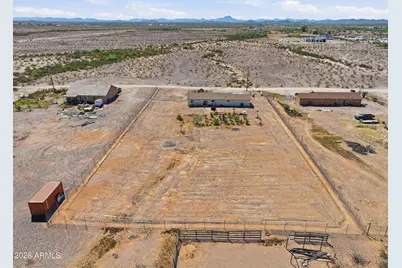 37636 W Minnezona Avenue, Tonopah, AZ 85354 - Photo 22