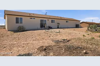 37636 W Minnezona Avenue, Tonopah, AZ 85354 - Photo 20