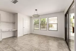 3216 W Molly Ln, Phoenix, AZ 85083 - Photo 14