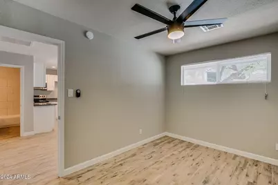 801 E Puget Avenue #Apt 4, Phoenix, AZ 85020 - Photo 10