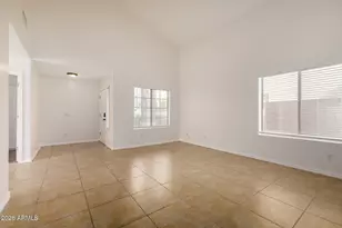 11467 W Austin Thomas Dr, Surprise, AZ 85378 - Photo 4