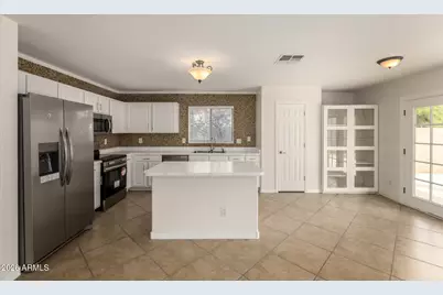 11467 W Austin Thomas Drive, Surprise, AZ 85378 - Photo 6