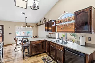 4433 E Yawepe St, Phoenix, AZ 85044 - Photo 8