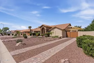 7462 W Port Au Prince Ln, Peoria, AZ 85381 - Photo 44