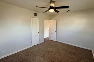 3037 E Brill St, Phoenix, AZ 85008 - Photo 8