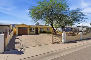 2021 E Howe Ave, Tempe, AZ 85281 - Photo 8