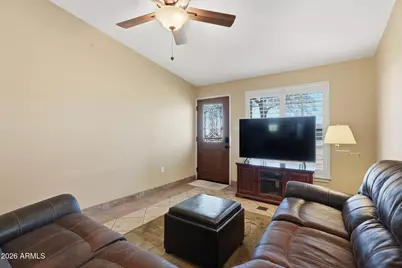 2021 E Howe Avenue, Tempe, AZ 85281 - Photo 14
