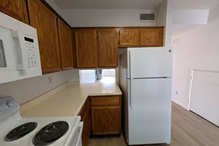 7801 N 44th Dr, Glendale, AZ 85301 - Photo 6