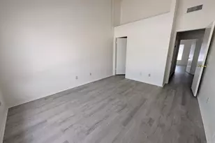7801 N 44th Dr, Glendale, AZ 85301 - Photo 8