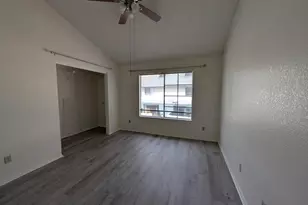 7801 N 44th Dr, Glendale, AZ 85301 - Photo 10