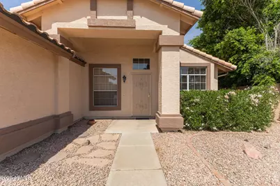 446 W Mendoza Circle, Mesa, AZ 85210 - Photo 4