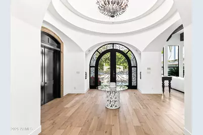 4725 N Launfal Avenue, Phoenix, AZ 85018 - Photo 2