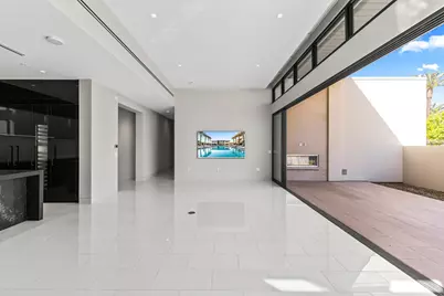 6587 N Palmeraie Boulevard #Unit 2003, Paradise Valley, AZ 85253 - Photo 6