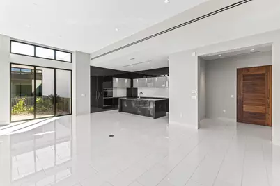 6587 N Palmeraie Boulevard #Unit 2003, Paradise Valley, AZ 85253 - Photo 8