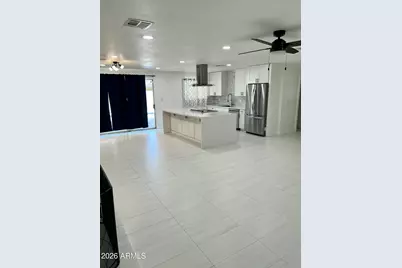 8738 E Starlight Way, Scottsdale, AZ 85250 - Photo 2