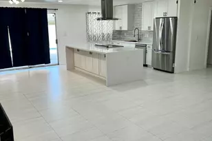 8738 E Starlight Way, Scottsdale, AZ 85250 - Photo 2