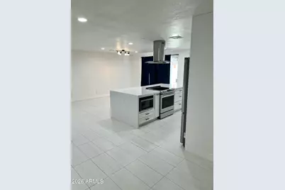 8738 E Starlight Way, Scottsdale, AZ 85250 - Photo 4